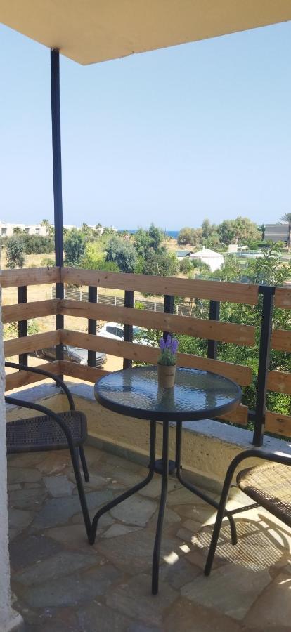 Cleo Rooms 250M From The Beach マリア エクステリア 写真