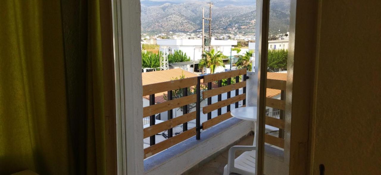Cleo Rooms 250M From The Beach マリア エクステリア 写真